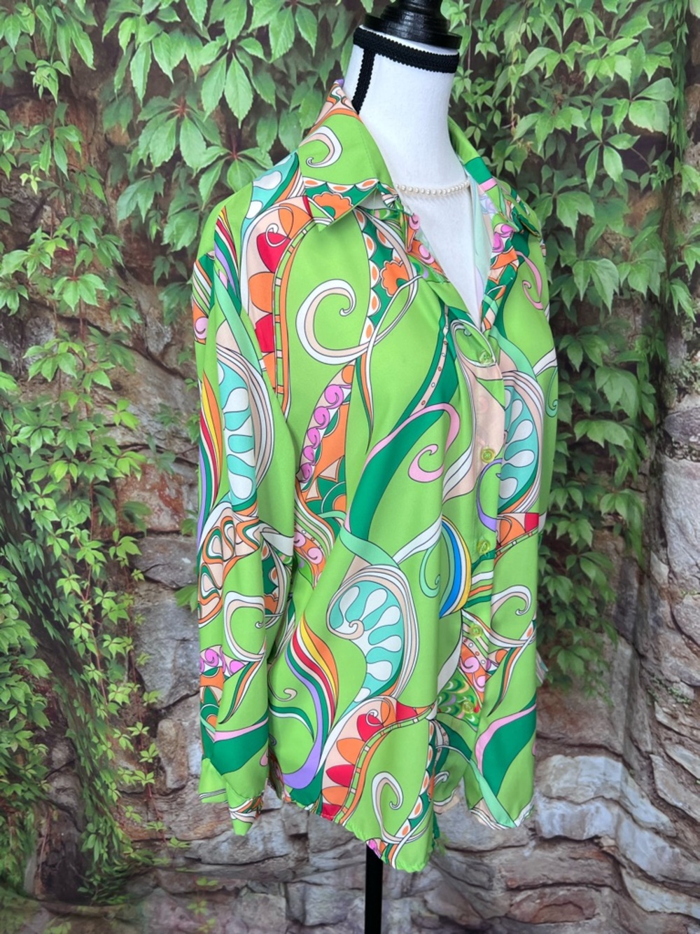 NEW COLLECTION Green Mod Print Button Print Blouse, L* - Picture 9 of 11